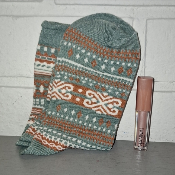 3 PIECE BUNDLES GET A THANK YOU GIFT! FUN! π - Picture 8 of 16